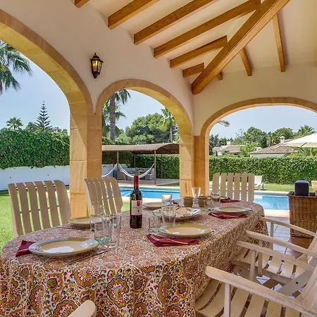 Villa Almendro *